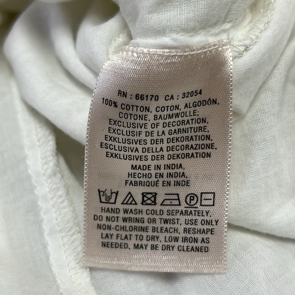 SOLD IN STORE Akemi + Kin Boho Crotchet Detailed Tank Top Size Medium - Picture 8 of 13